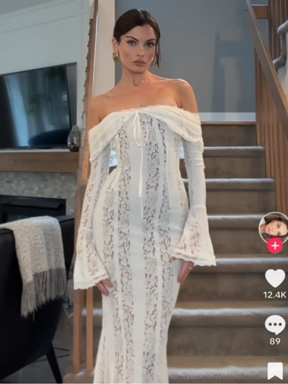 House Of Cb Lace Dress - Picture 2 of 2